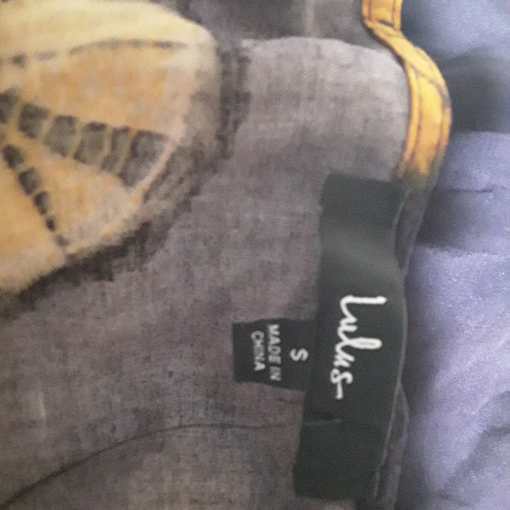 Lulu's Adventuresome Tie Dye Romper NWT - Picture 4 of 7